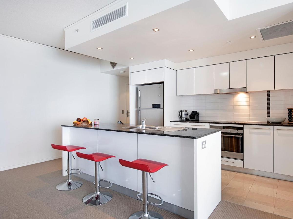 Modern 2 Bedroom Apartment In Sierra Grand - Coasthm โกลด์โคสต์ ภายนอก รูปภาพ
