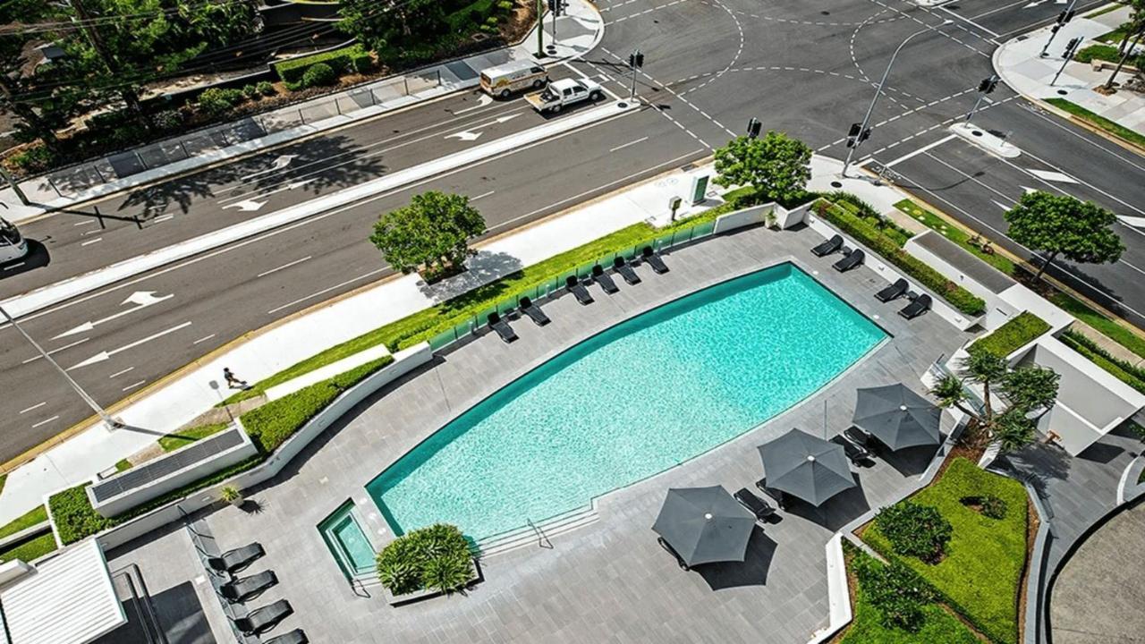 Modern 2 Bedroom Apartment In Sierra Grand - Coasthm โกลด์โคสต์ ภายนอก รูปภาพ