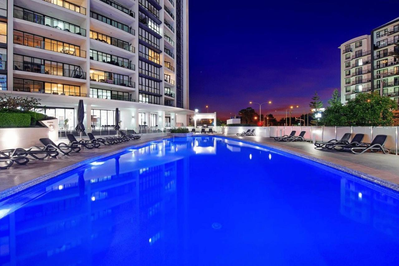 Modern 2 Bedroom Apartment In Sierra Grand - Coasthm โกลด์โคสต์ ภายนอก รูปภาพ